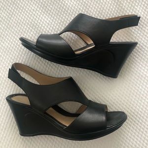 Naturalizer N5 Comfort Wedge, Size 9 - Black